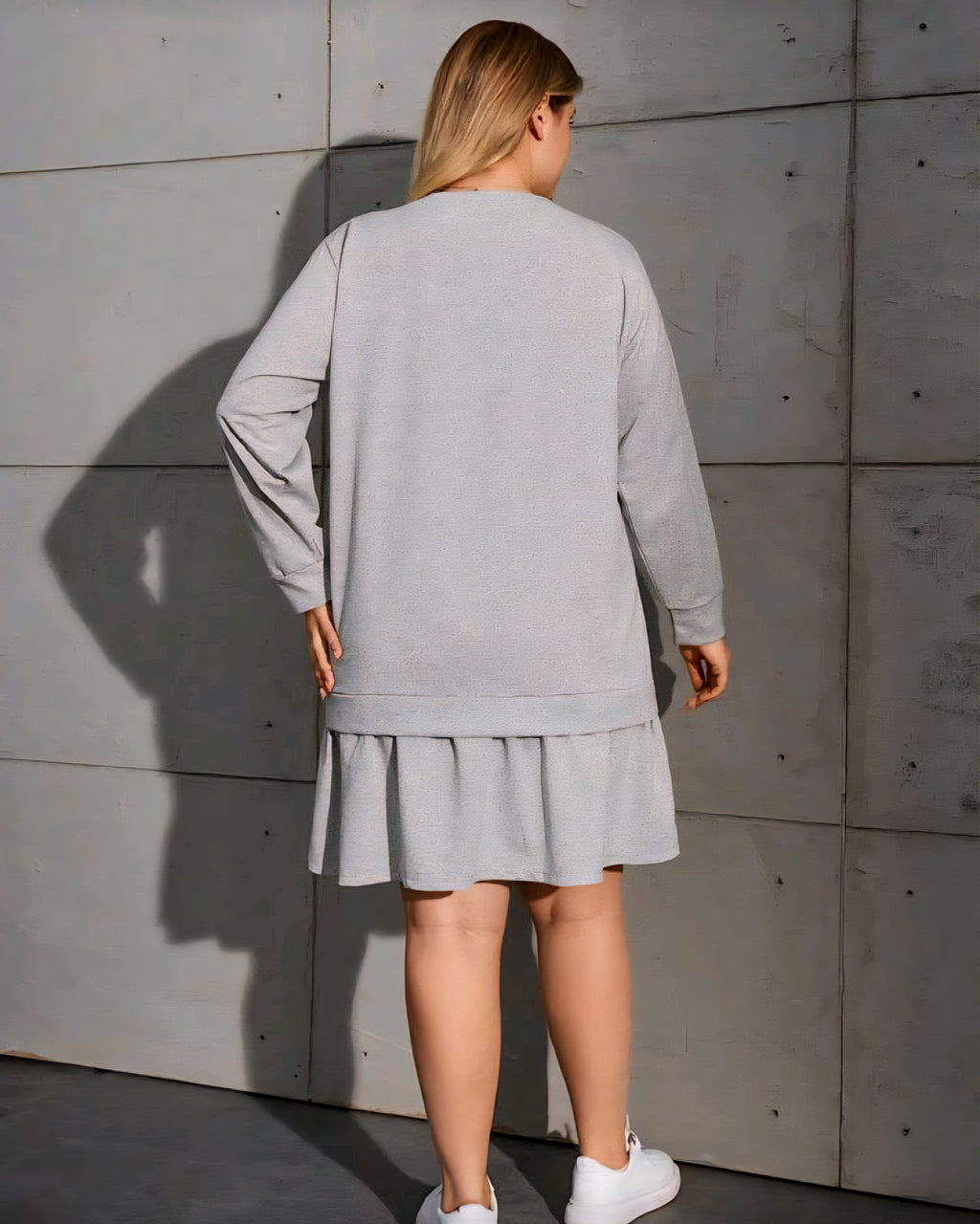 Bavlněné oversize šaty s volánovým lemem