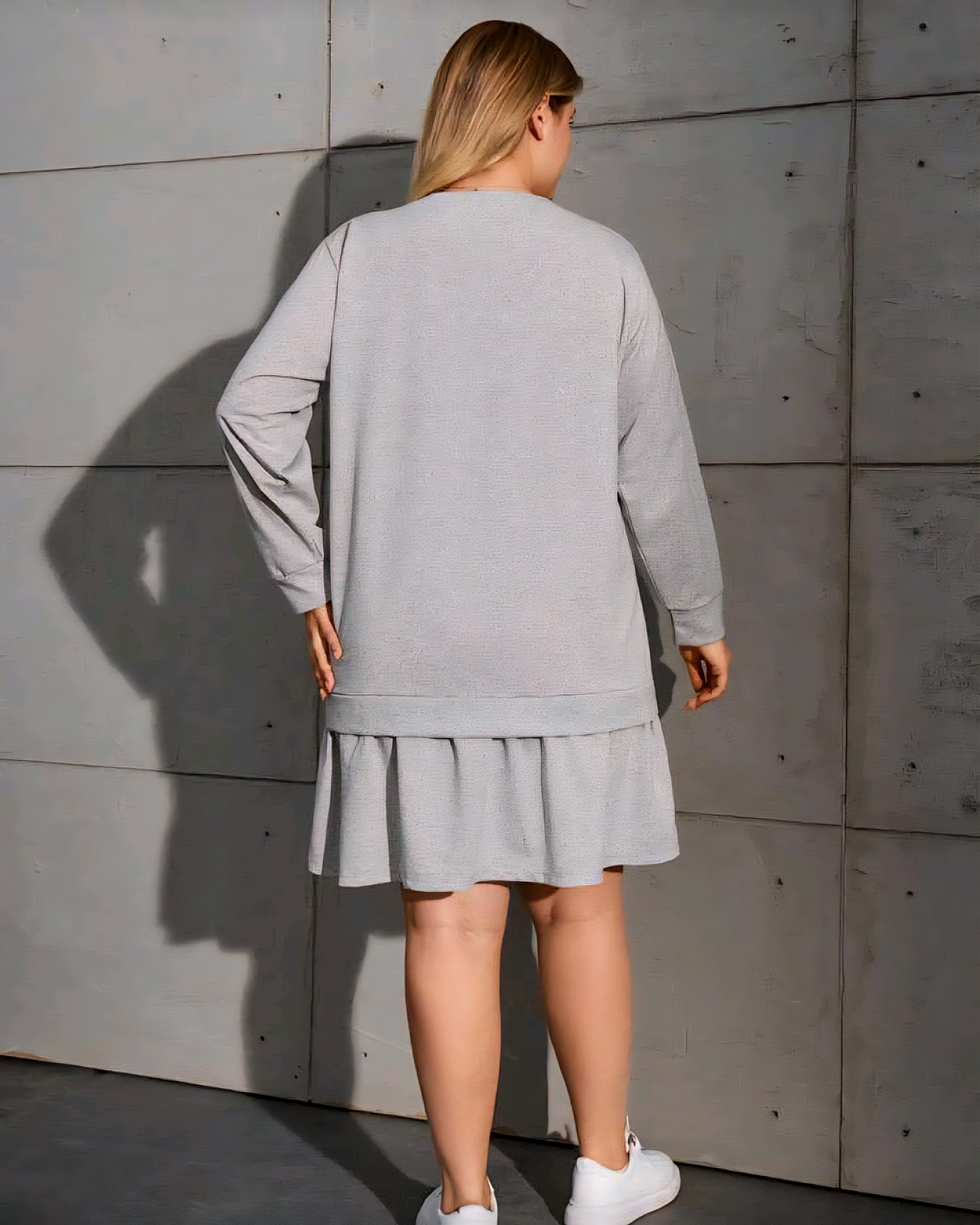 Bavlněné oversize šaty s volánovým lemem