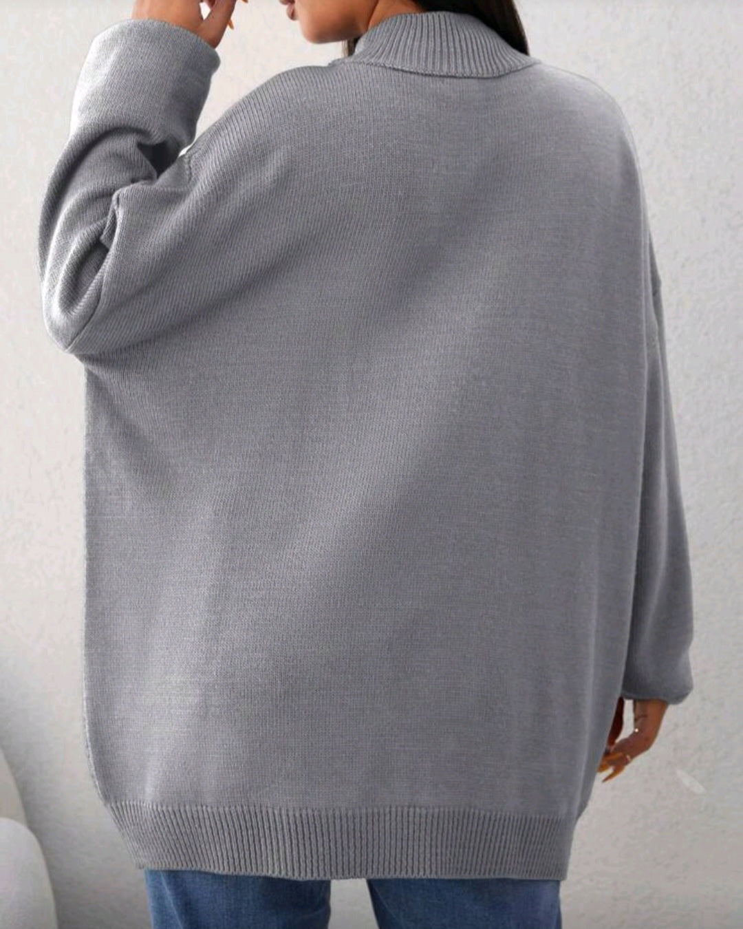 Akrylový pletený svetr