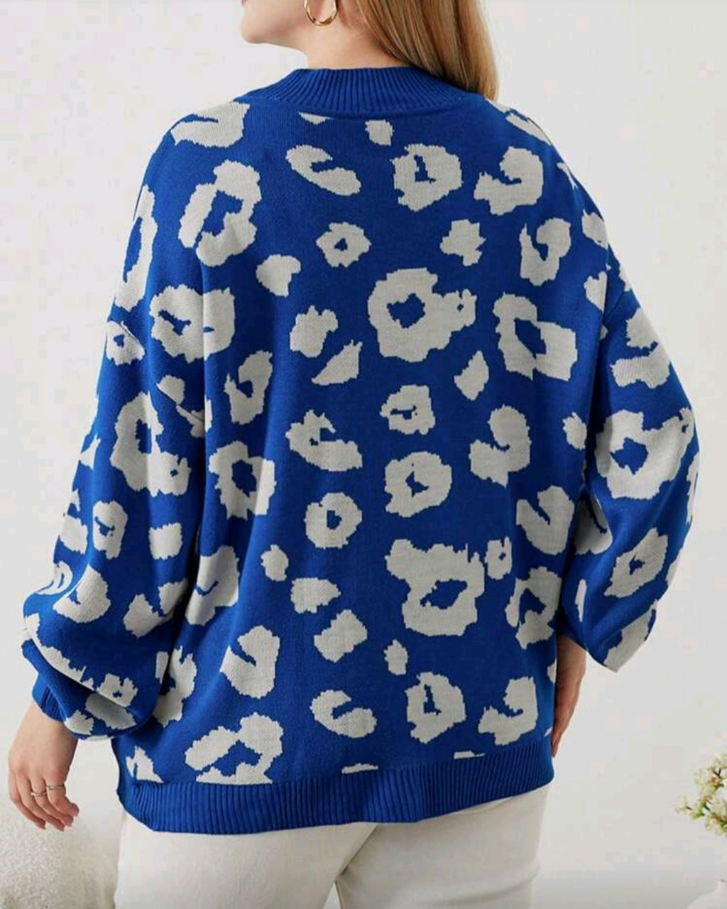 Oversize svetr s leopardím vzorem