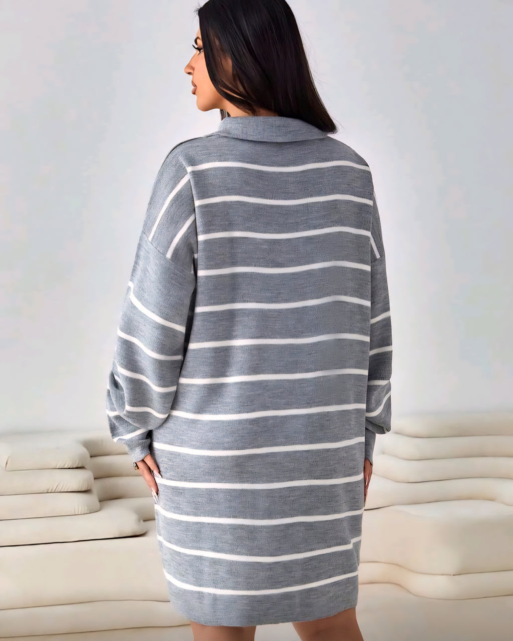 Pruhovaný dlouhý svetr se zipem u krku