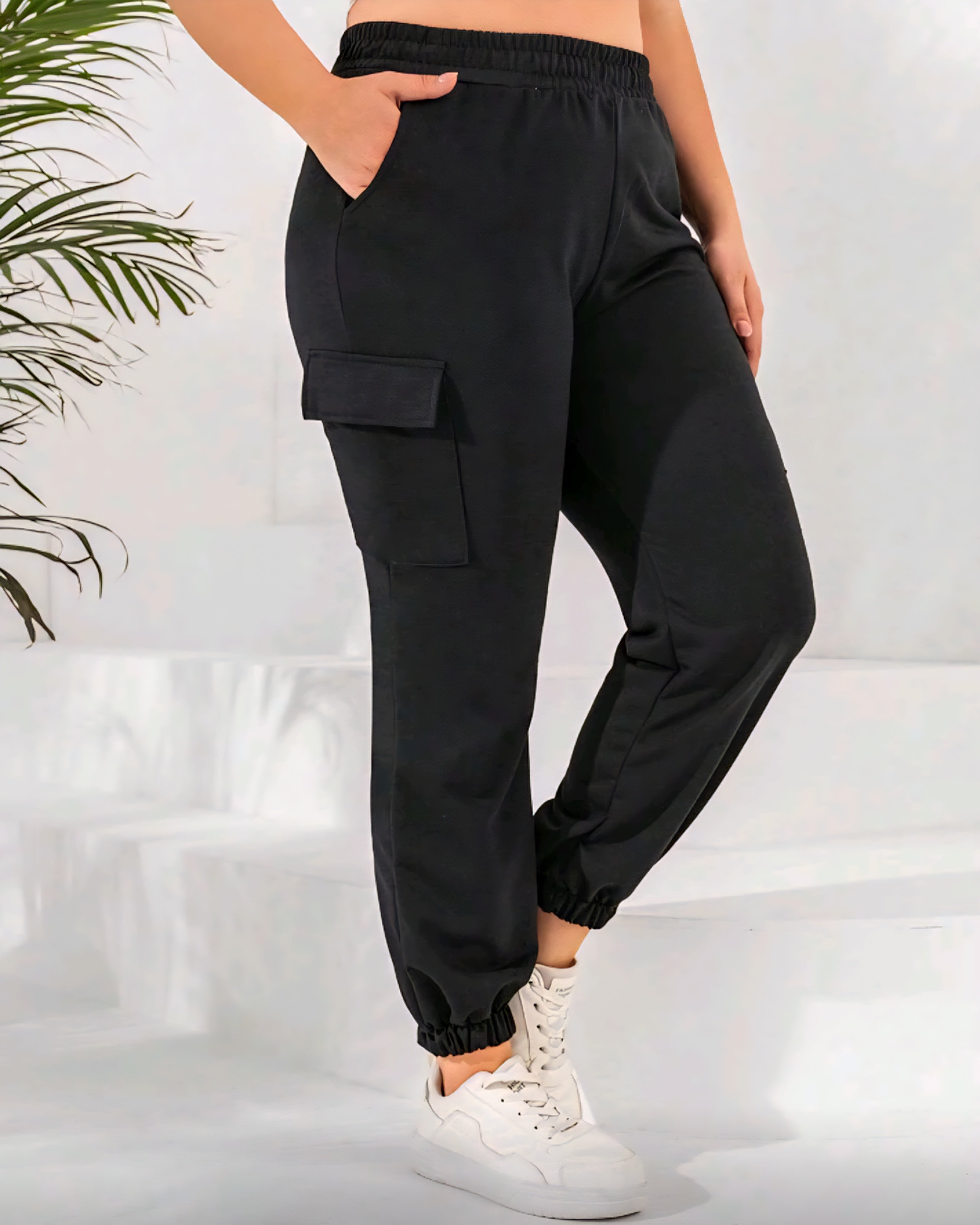 Teplákové cargo kalhoty s kapsami