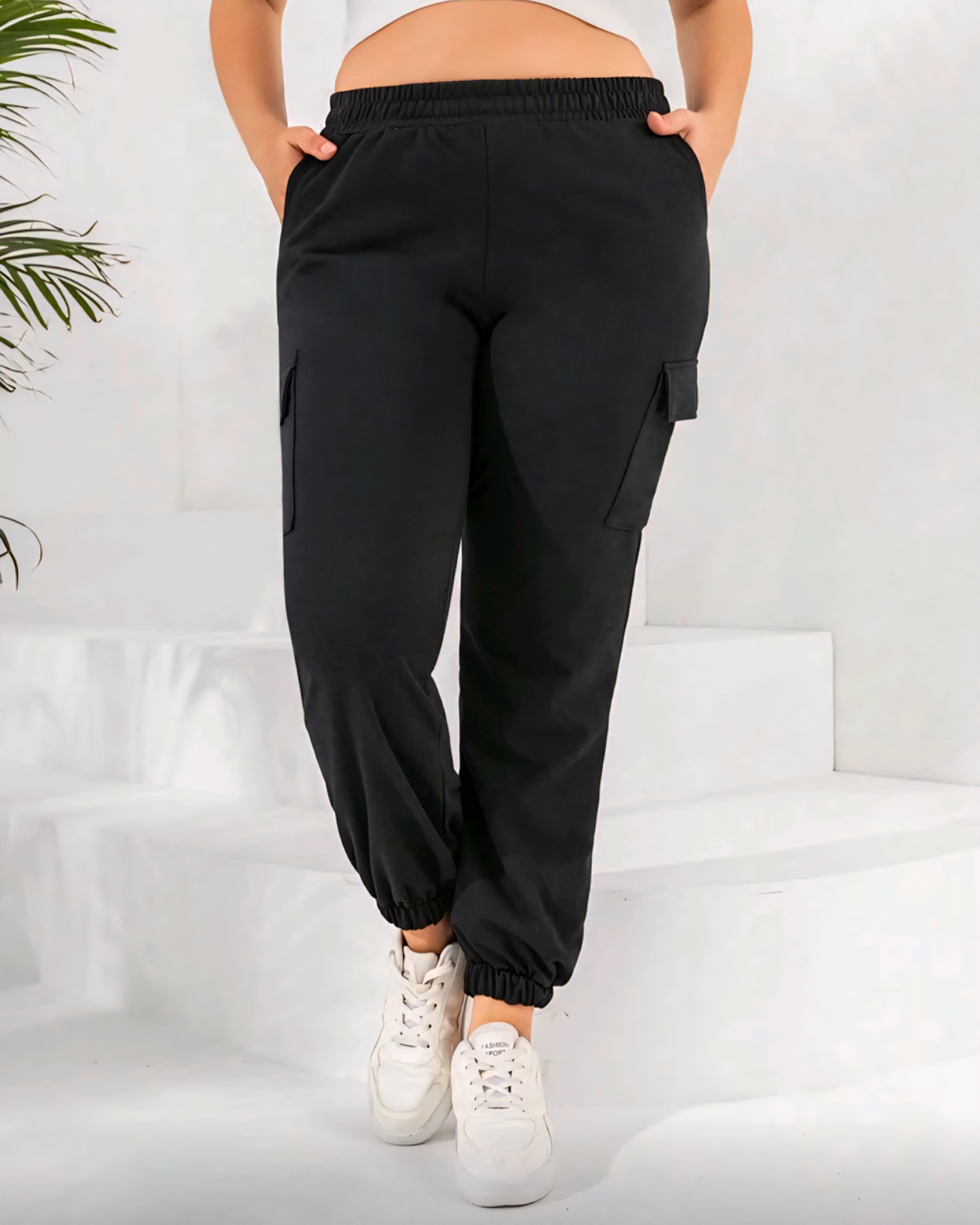 Teplákové cargo kalhoty s kapsami