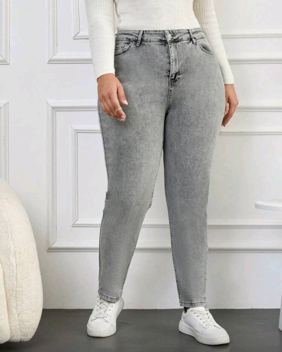 Dámské skinny džíny ve světle šedém odstínu