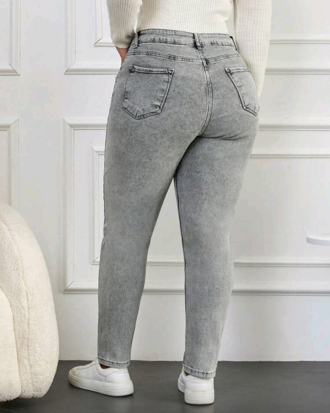 Dámské skinny džíny ve světle šedém odstínu