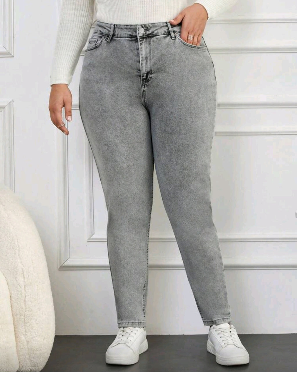 Dámské skinny džíny ve světle šedém odstínu