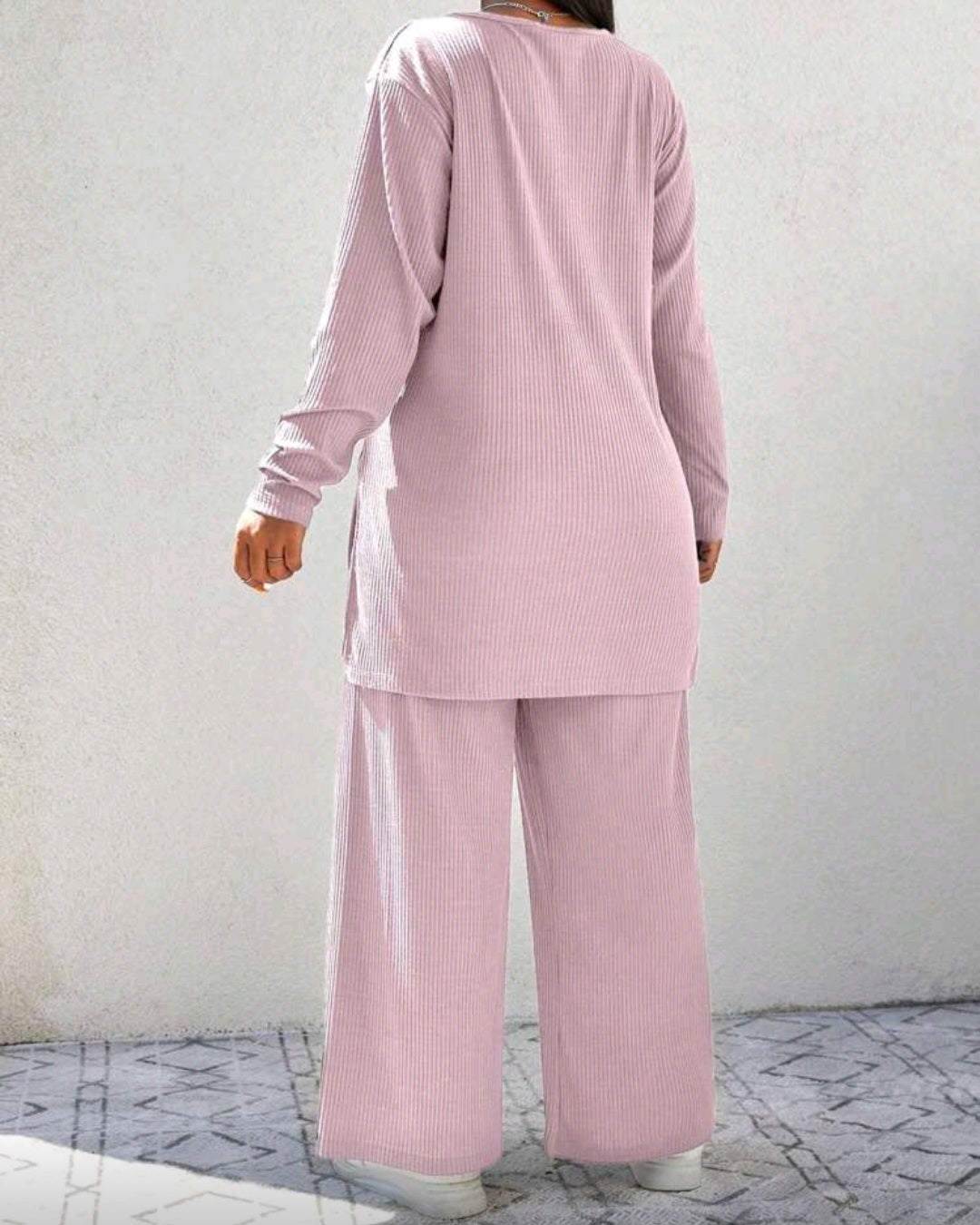 Pohodlný žebrovaný komplet s dlouhým rukávem