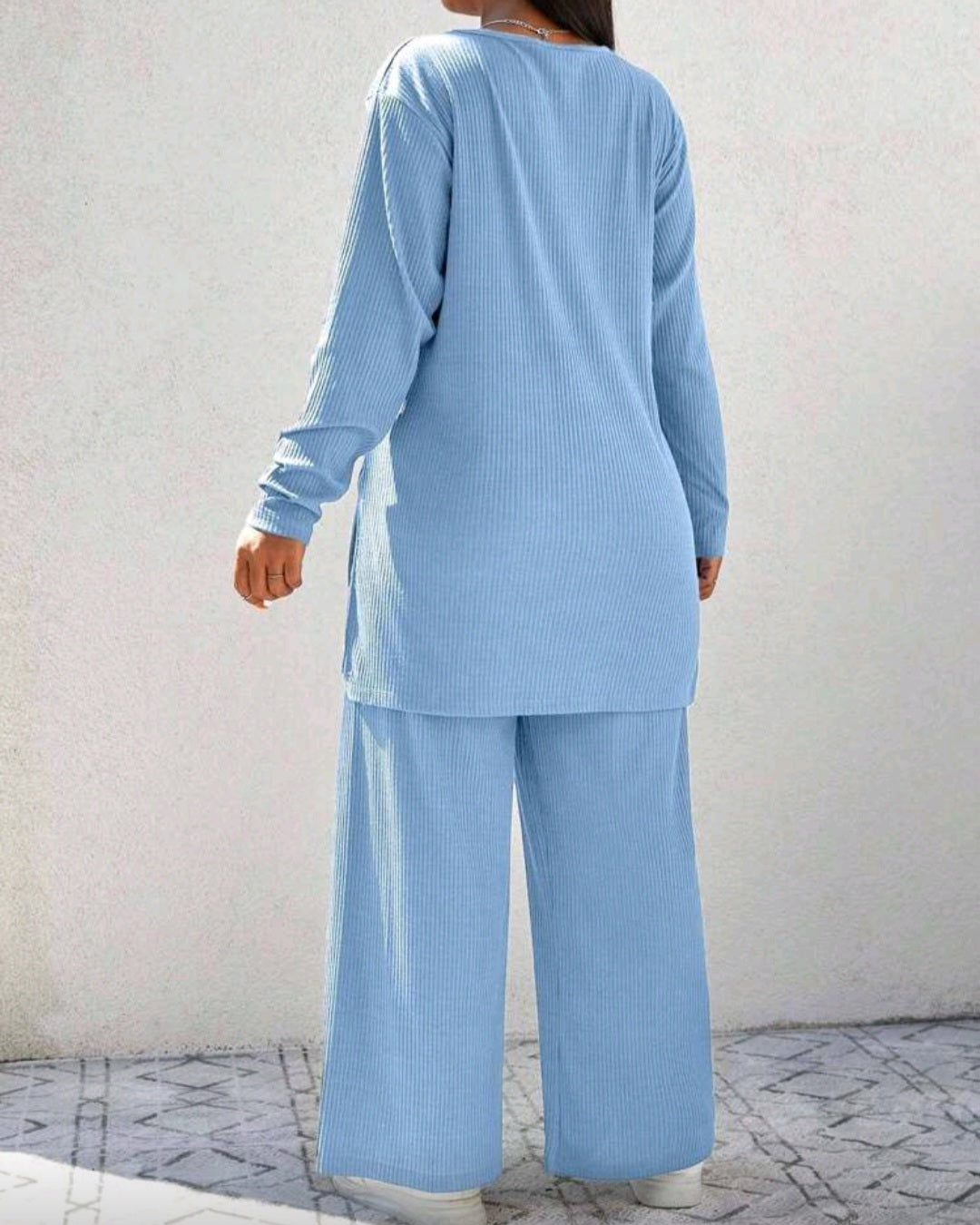 Pohodlný žebrovaný komplet s dlouhým rukávem