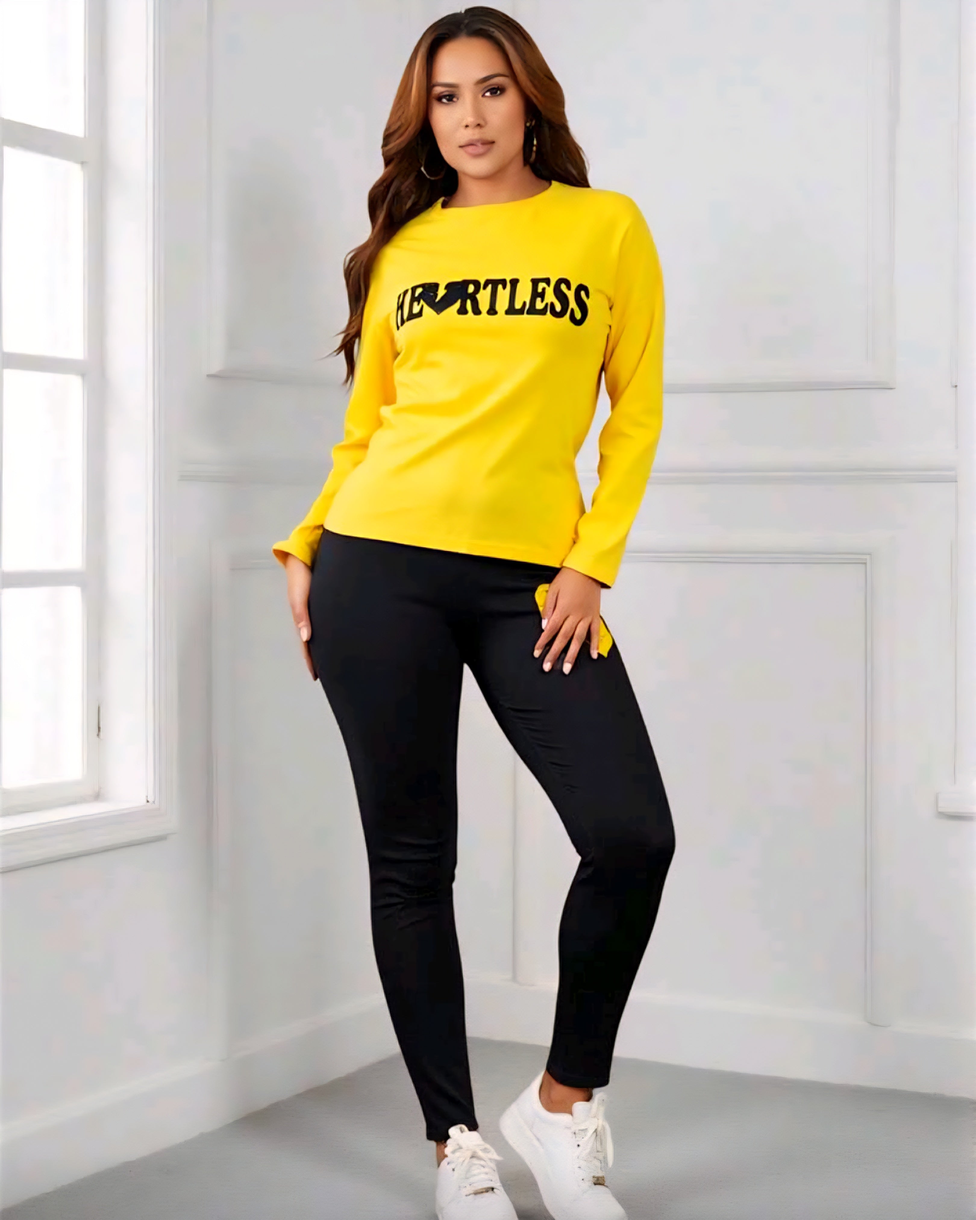 Stylová tepláková souprava s nápisem