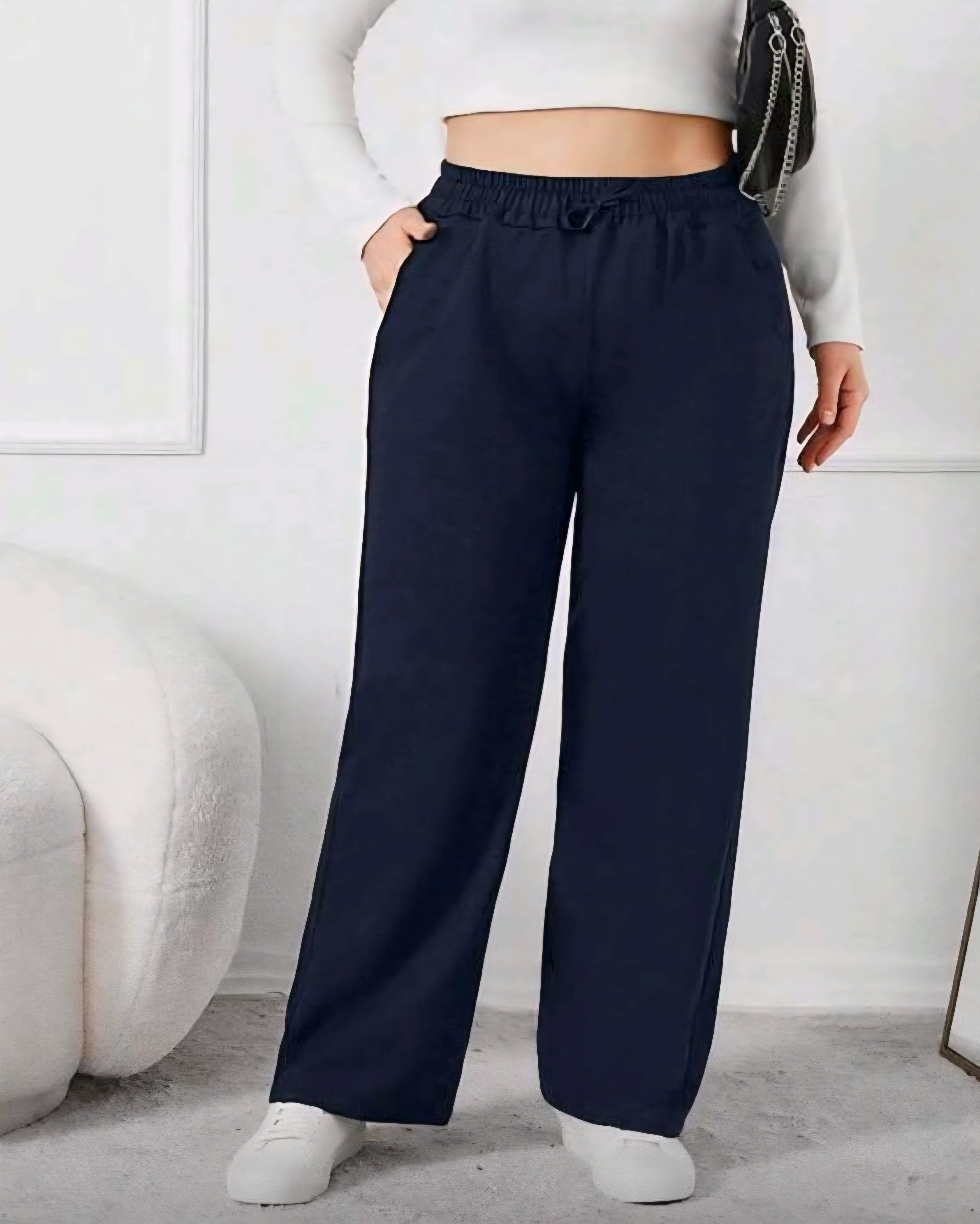 Široké tepláky s vysokým pasem