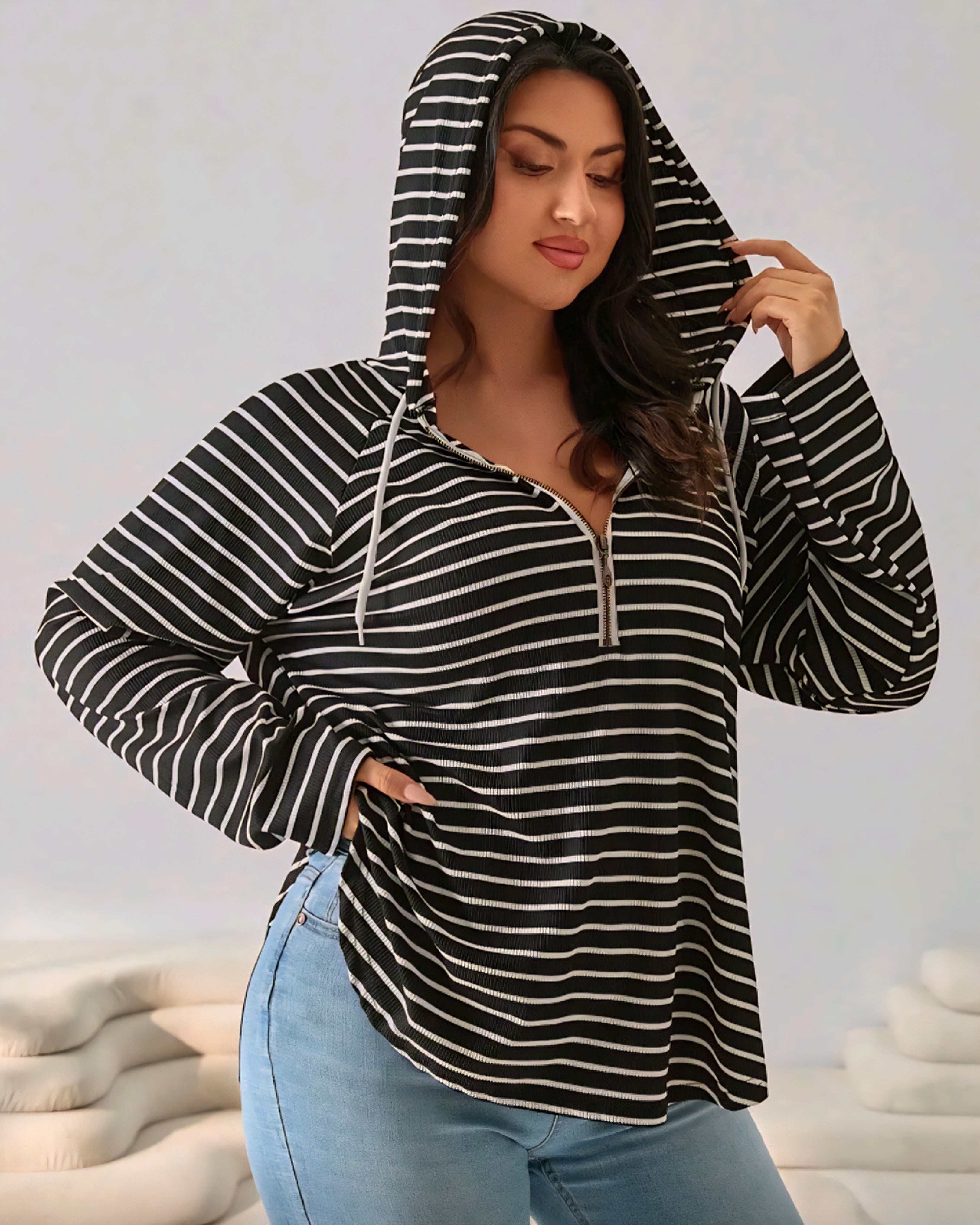 Černobílé pruhované tričko s dlouhým rukávem