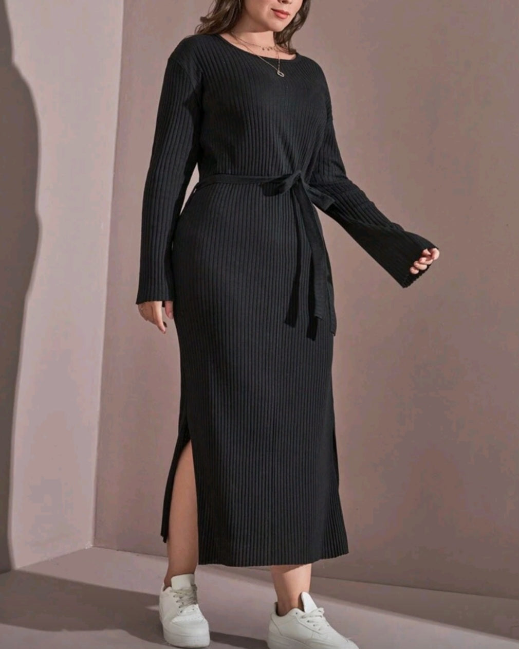Dámské žebrované šaty s dlouhým rukávem