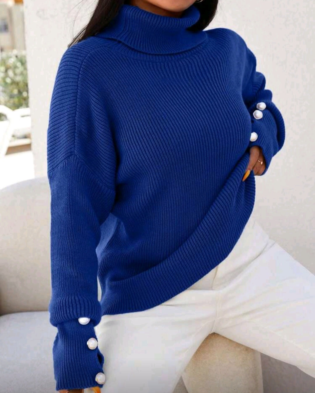 Volný pletený svetr