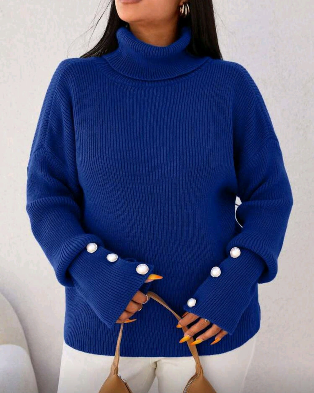 Volný pletený svetr