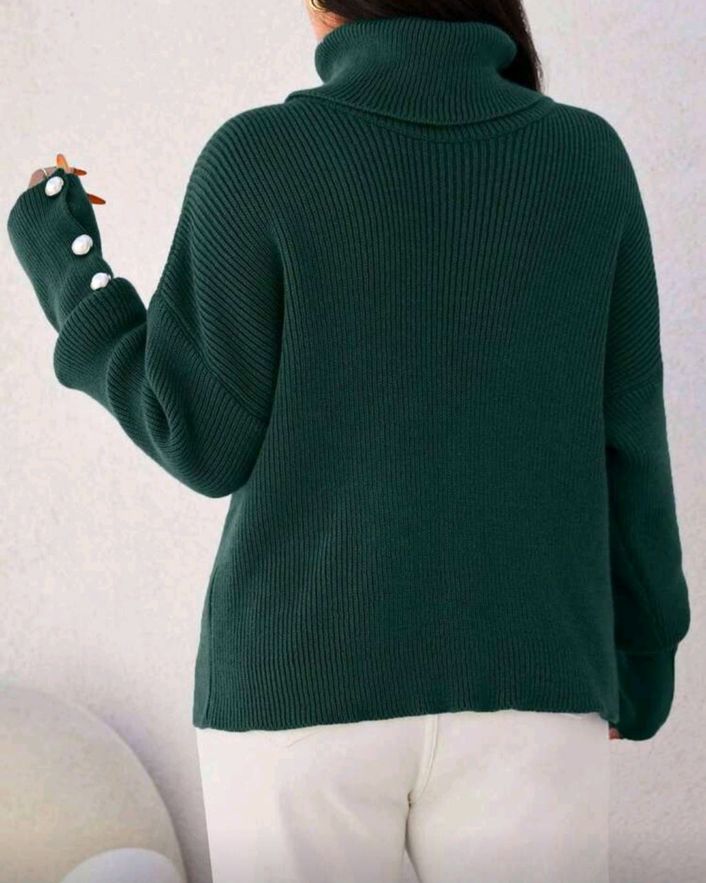 Volný pletený svetr