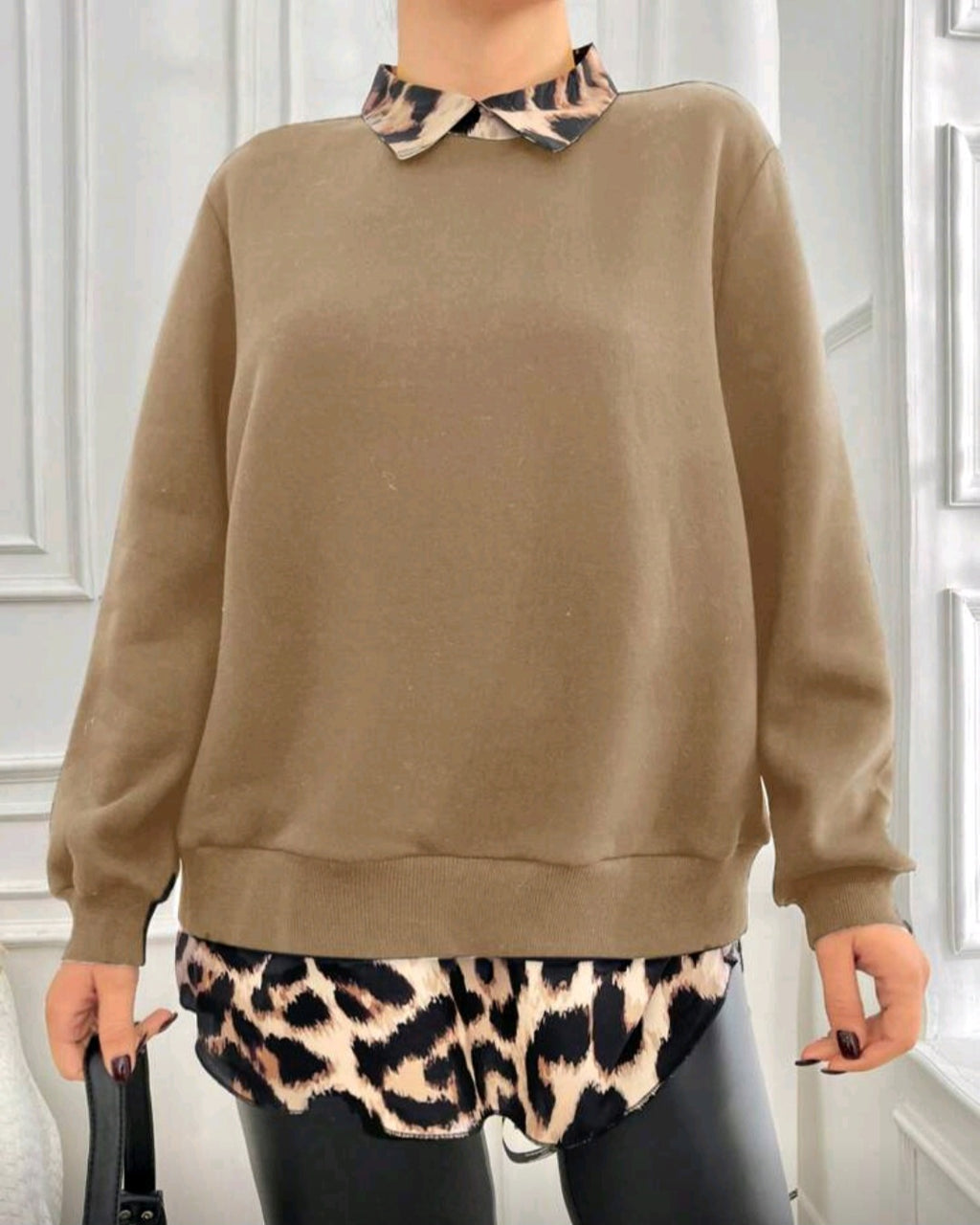 Dámská bavlněná mikina s košilovým lemem a leopardím vzorem
