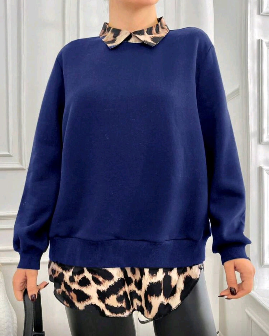 Dámská bavlněná mikina s košilovým lemem a leopardím vzorem